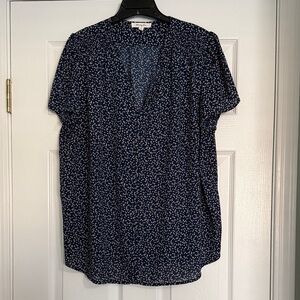 Navy Blue White Flower Print Women's Split Neck Line Top.